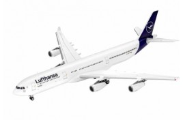 03803 Revell 1/144 Airbus A340-300 Lufthansa New Livery